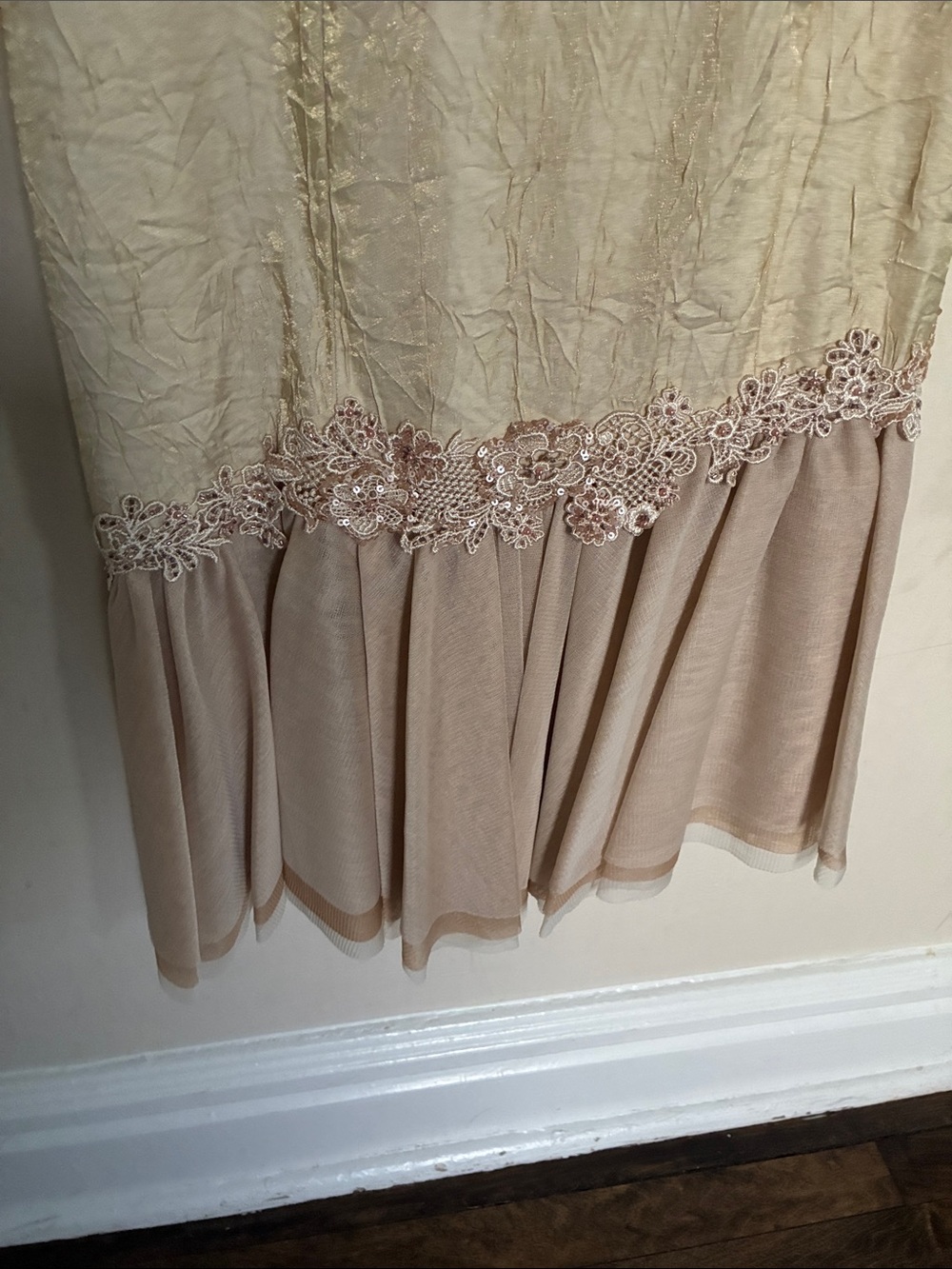 Laundry By Shelli Segal Strapless Beige Ruffled Bodice Dress - Picture 5 of 8